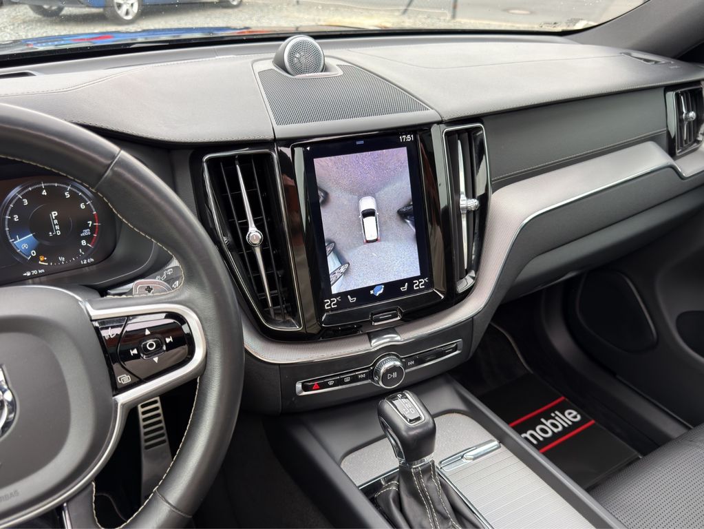 VOLVO XC 60 – Bild 20