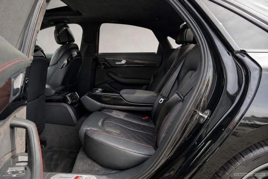 AUDI S8 – Bild 15