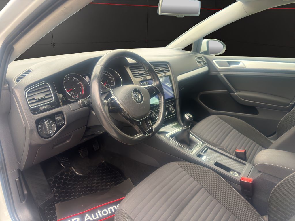 VW Golf – Bild 12