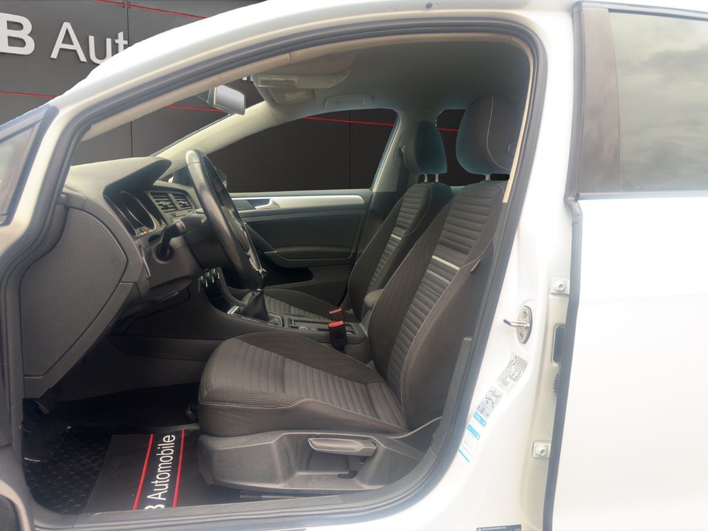 VW Golf – Bild 13