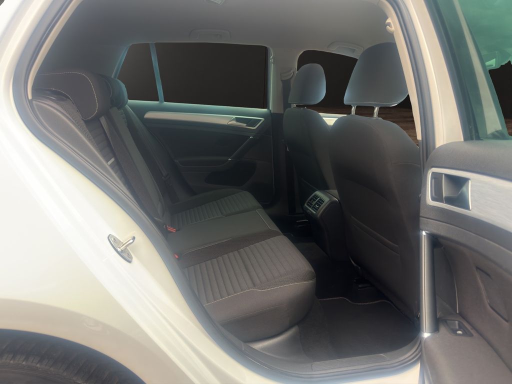 VW Golf – Bild 16