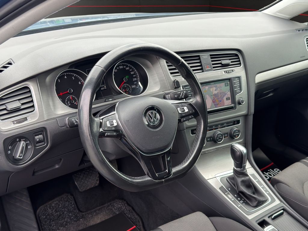 VW Golf – Bild 12