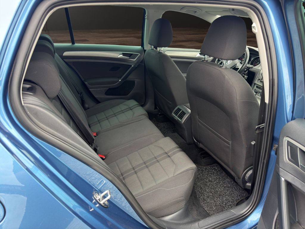 VW Golf – Bild 16