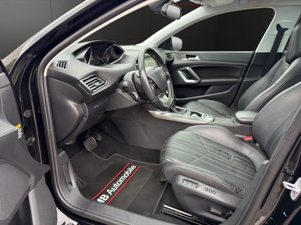 PEUGEOT 308 – Bild 13