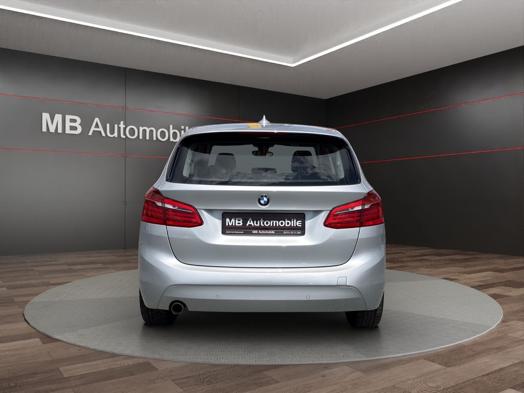 BMW 218 – Bild 8