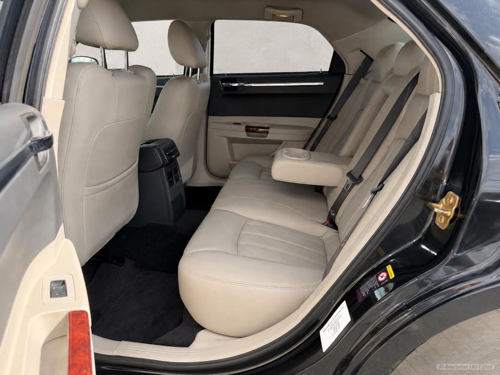 CHRYSLER 300C – Bild 15