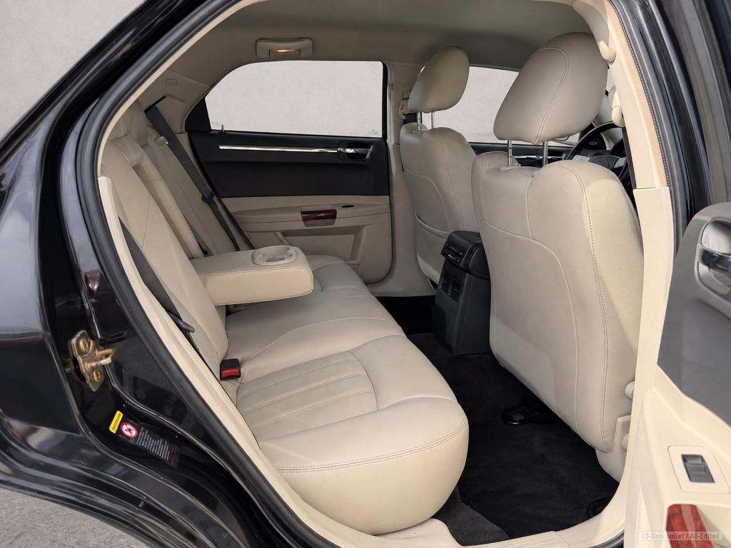 CHRYSLER 300C – Bild 16