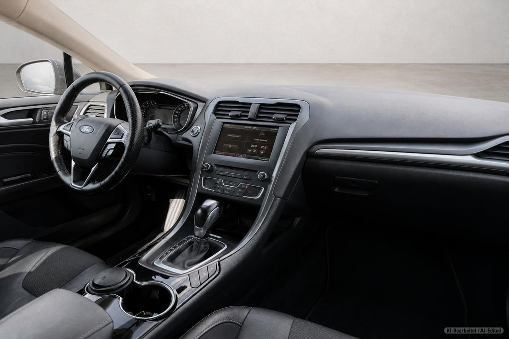 FORD Mondeo – Bild 24