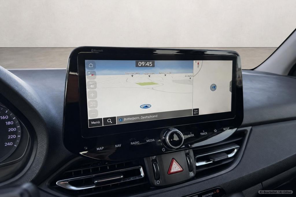 HYUNDAI i30 – Bild 17