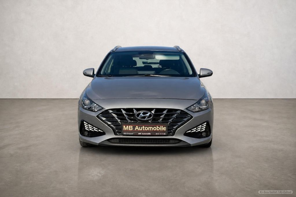 HYUNDAI i30 – Bild 3