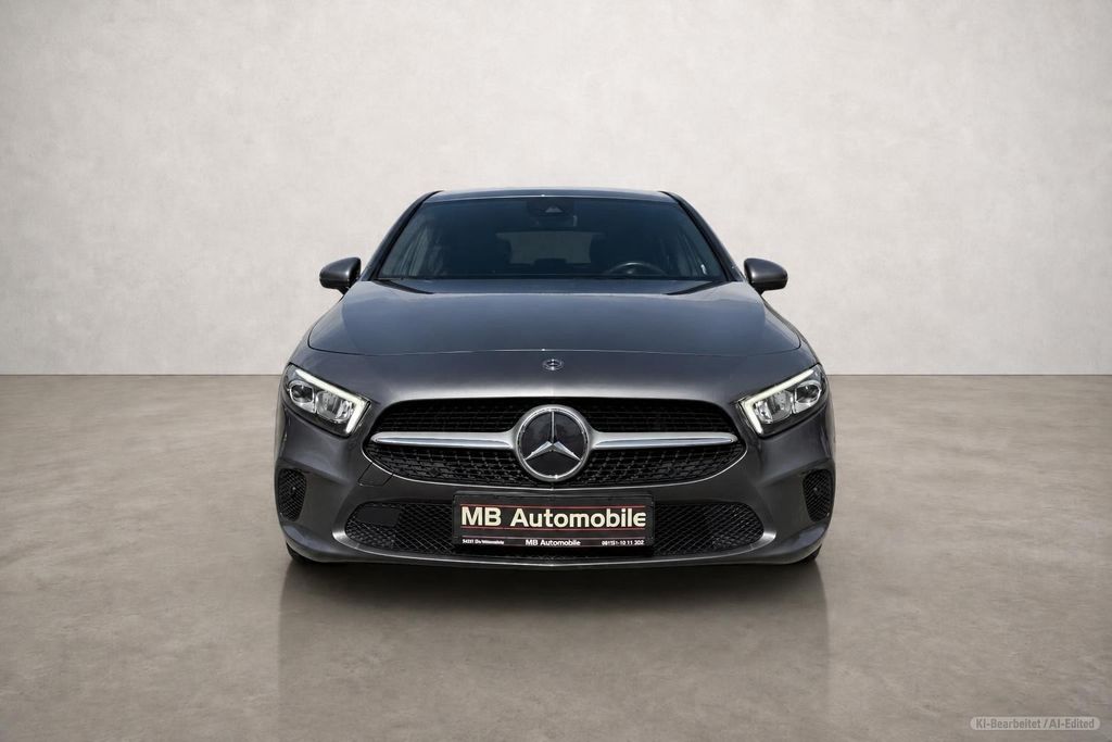 MERCEDES-BENZ A 180 – Bild 3