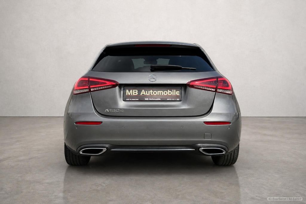 MERCEDES-BENZ A 180 – Bild 8