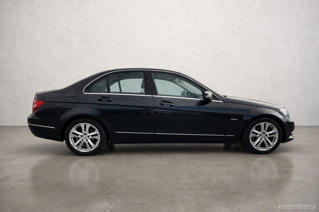 MERCEDES-BENZ C 180 – Bild 10