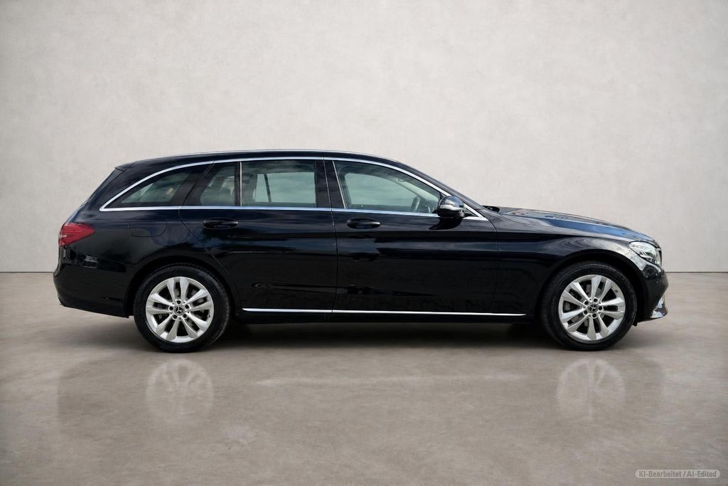 MERCEDES-BENZ C 200 – Bild 10