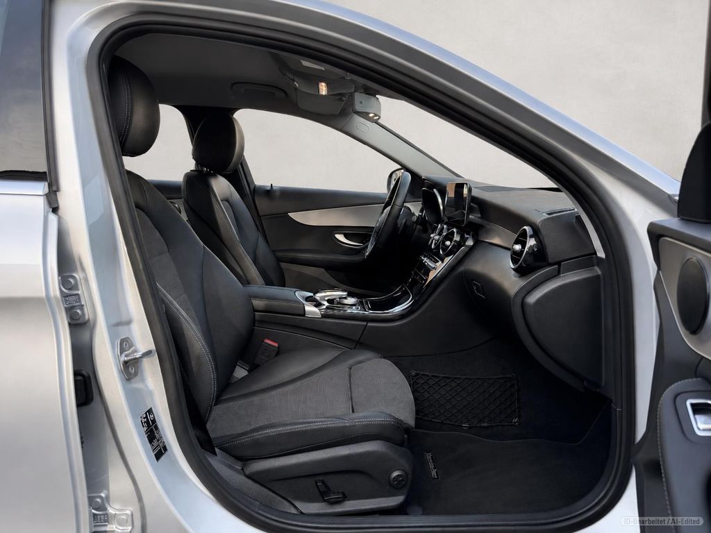 MERCEDES-BENZ C 200 – Bild 14