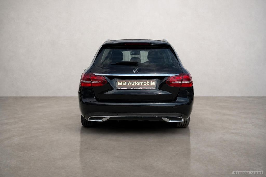 MERCEDES-BENZ C 200 – Bild 8