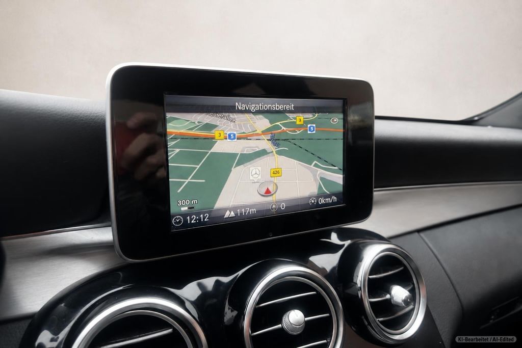 MERCEDES-BENZ C 400 – Bild 17