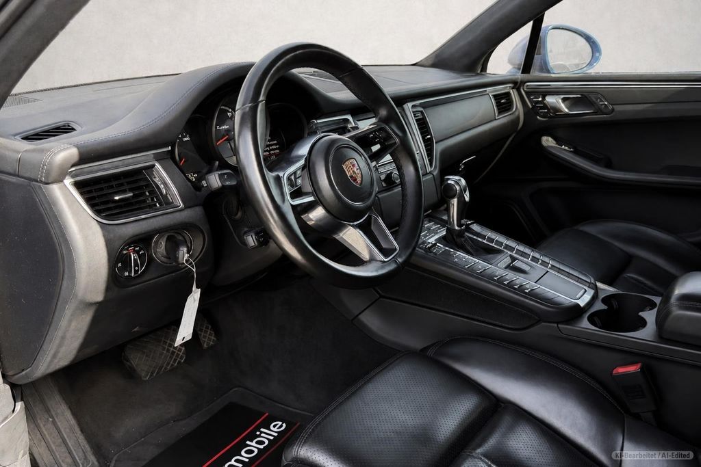 PORSCHE Macan – Bild 12