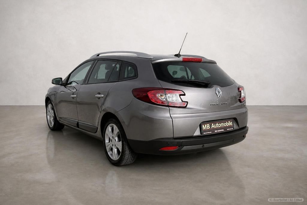 RENAULT Megane – Bild 7