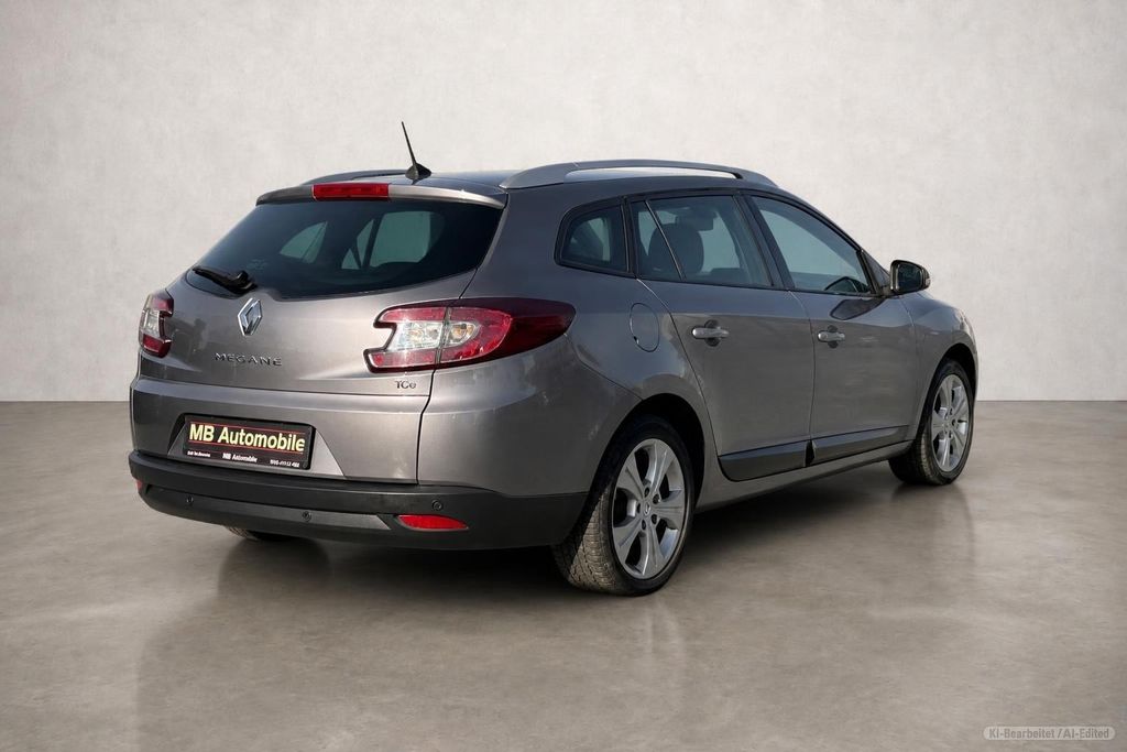 RENAULT Megane – Bild 9