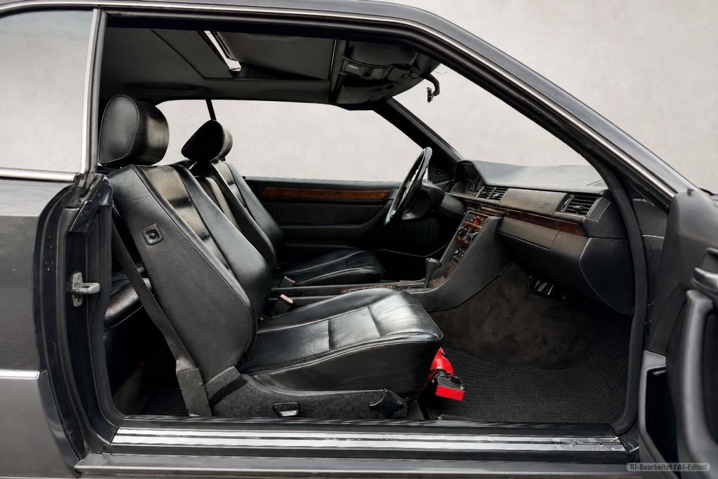 MERCEDES-BENZ CE 300 – Bild 14