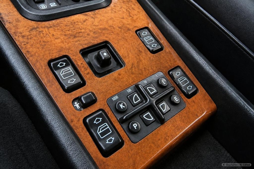 MERCEDES-BENZ CE 300 – Bild 20