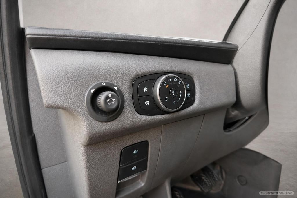 FORD Transit – Bild 28