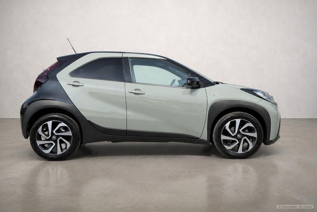 TOYOTA Aygo – Bild 11